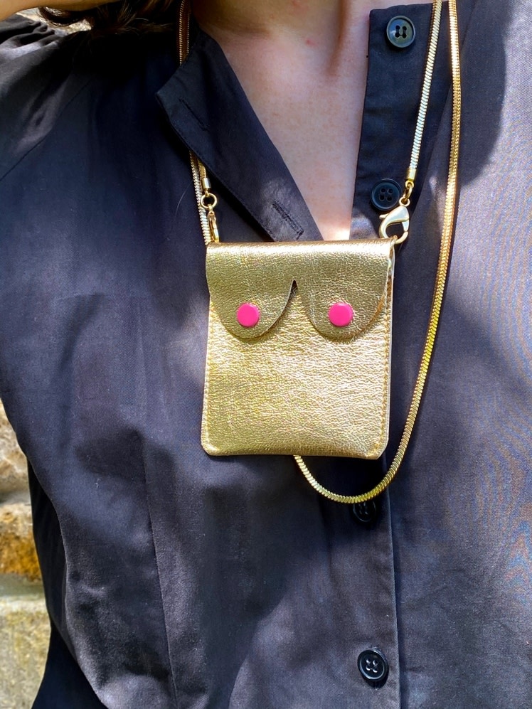 Alkemest, Boob Pouch Chain, gold metallic