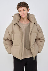Embassy of Bricks and Logs Embassy of Bricks and Logs, Zonza Puffer, pale olive, M
