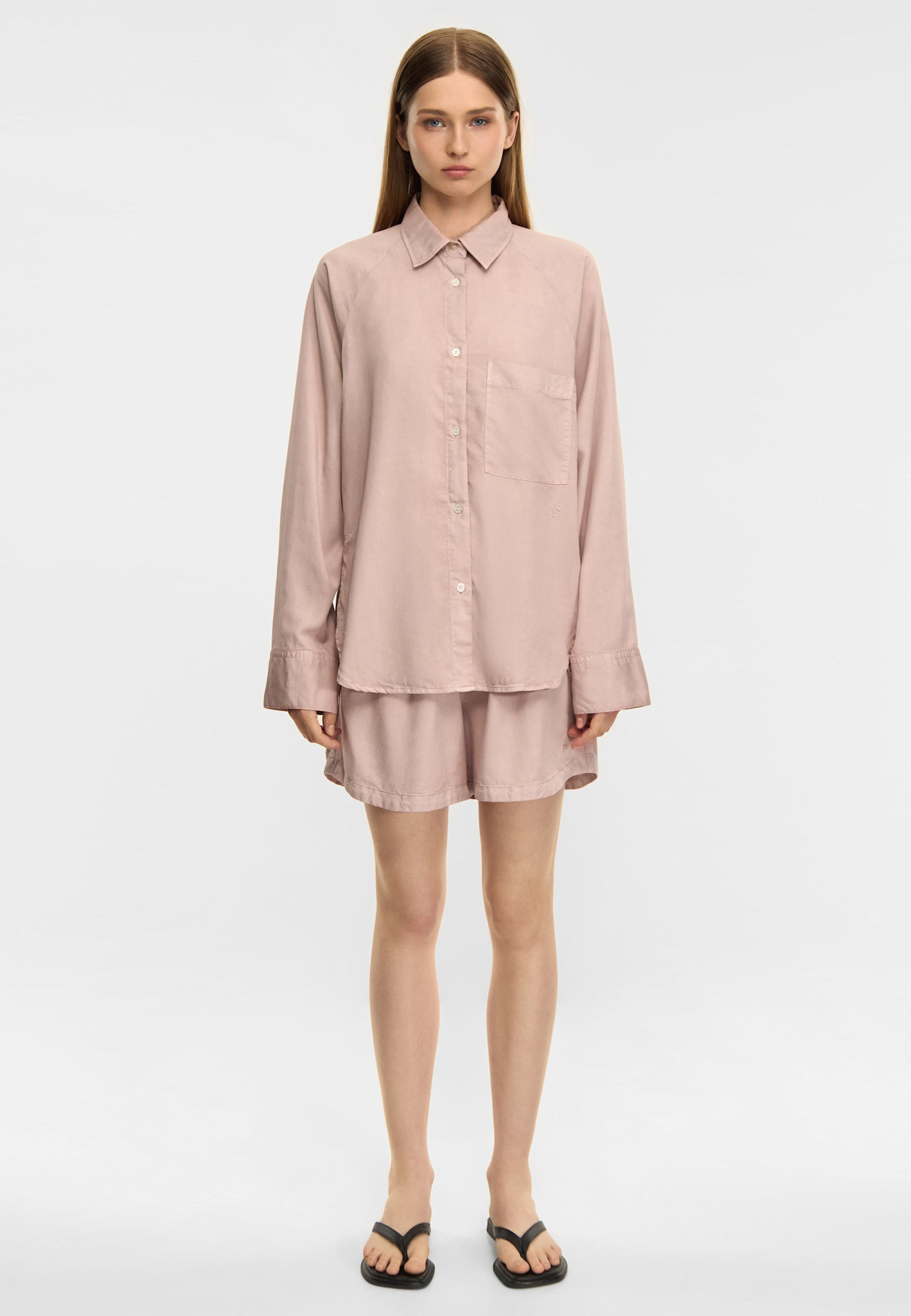 Elvine Elvine, Annlis, rose, M