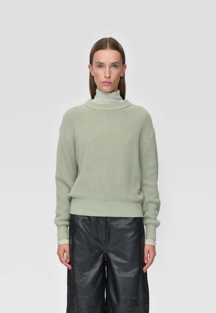 Minimum Minimum, Mikala, desert sage, S