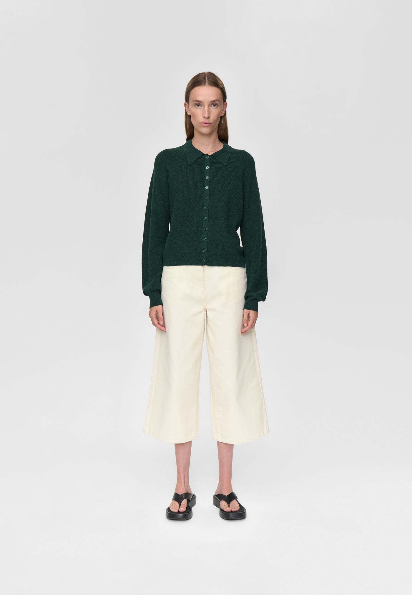 Minimum Minimum, Regina Cardigan, botanical garden, L