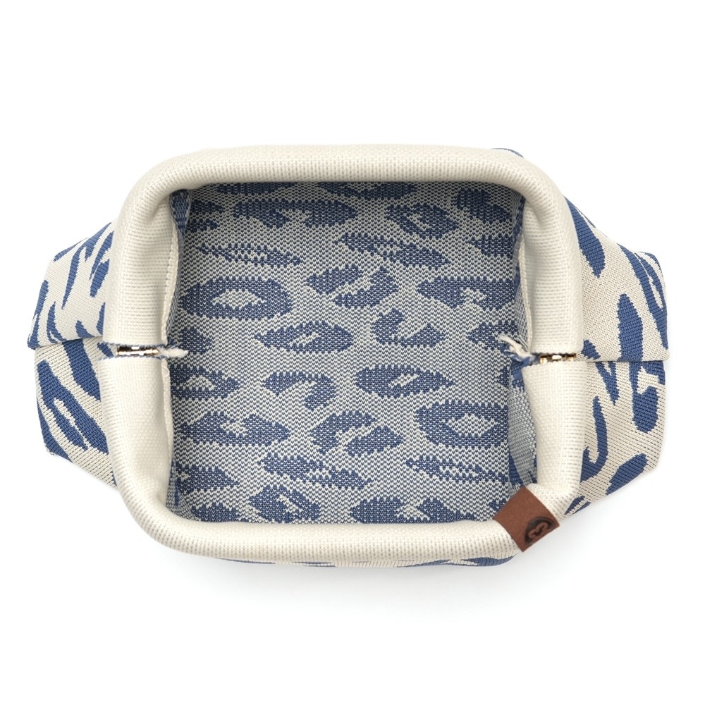 lot83 LOT83, Emma, 45