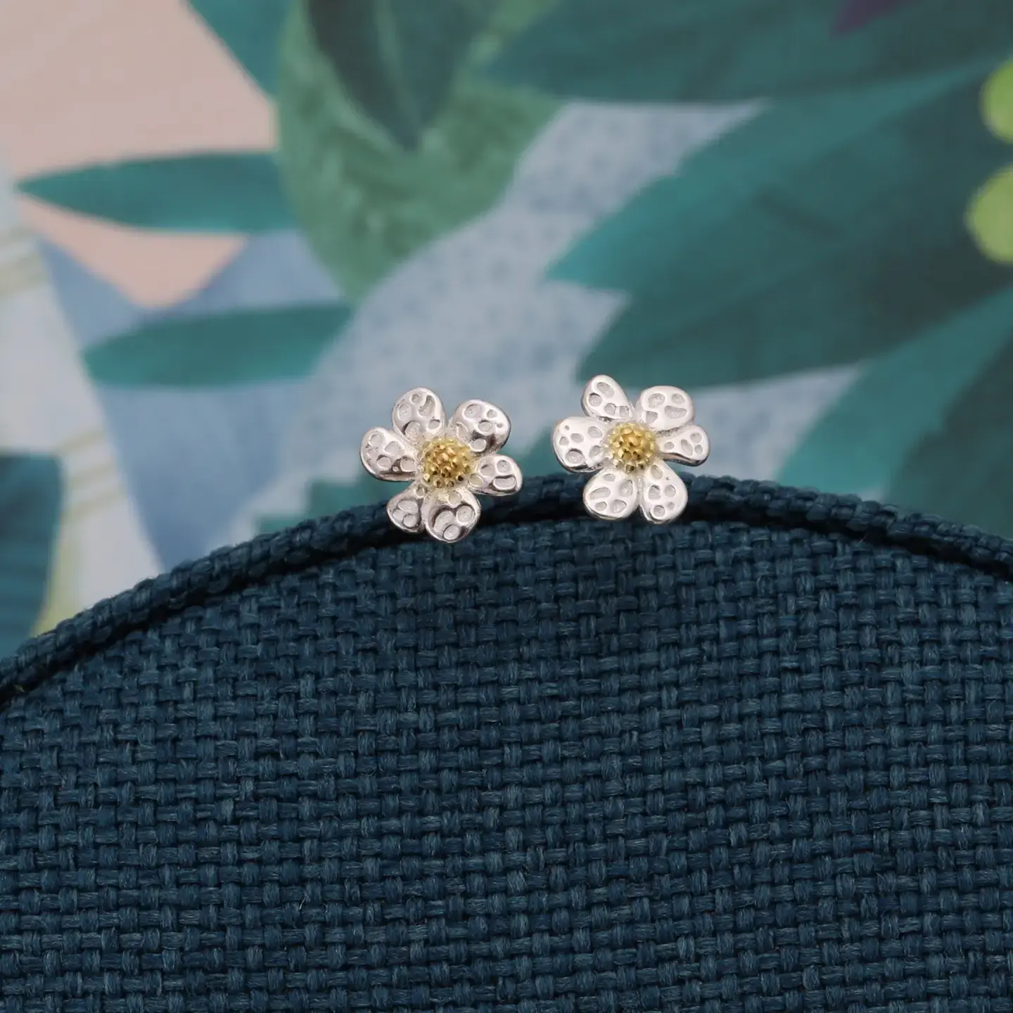 Attic Creations Attic Creations, Keep On Growing, gold stamen