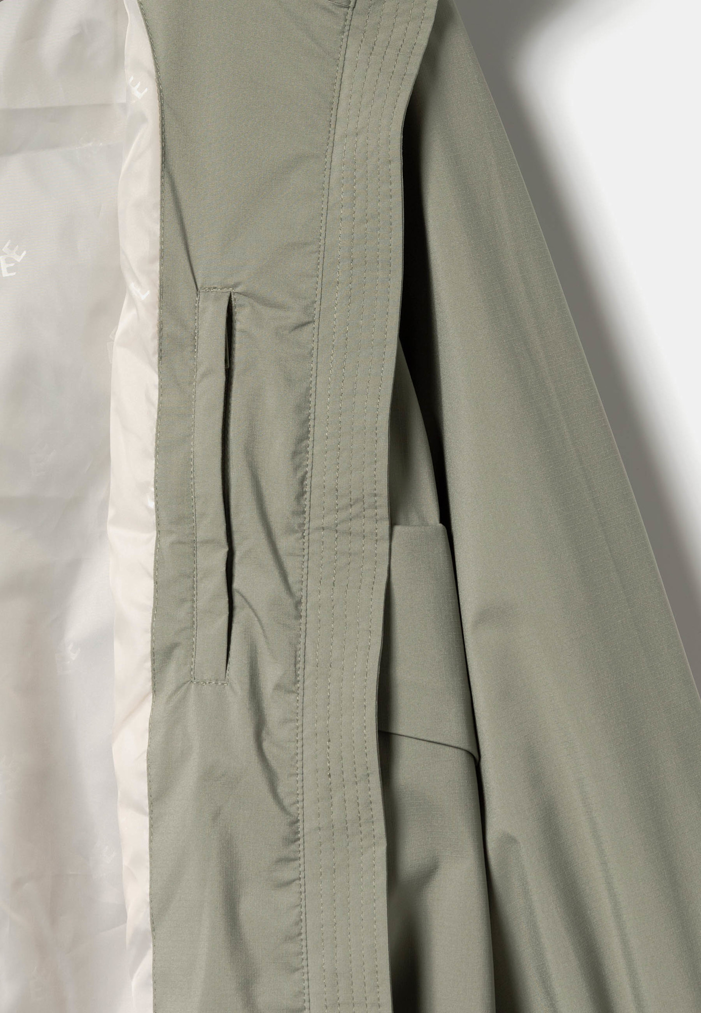 Elvine Elvine, Sallie, vetiver, S