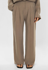 Elvine Elvine, Lana, clay, 38