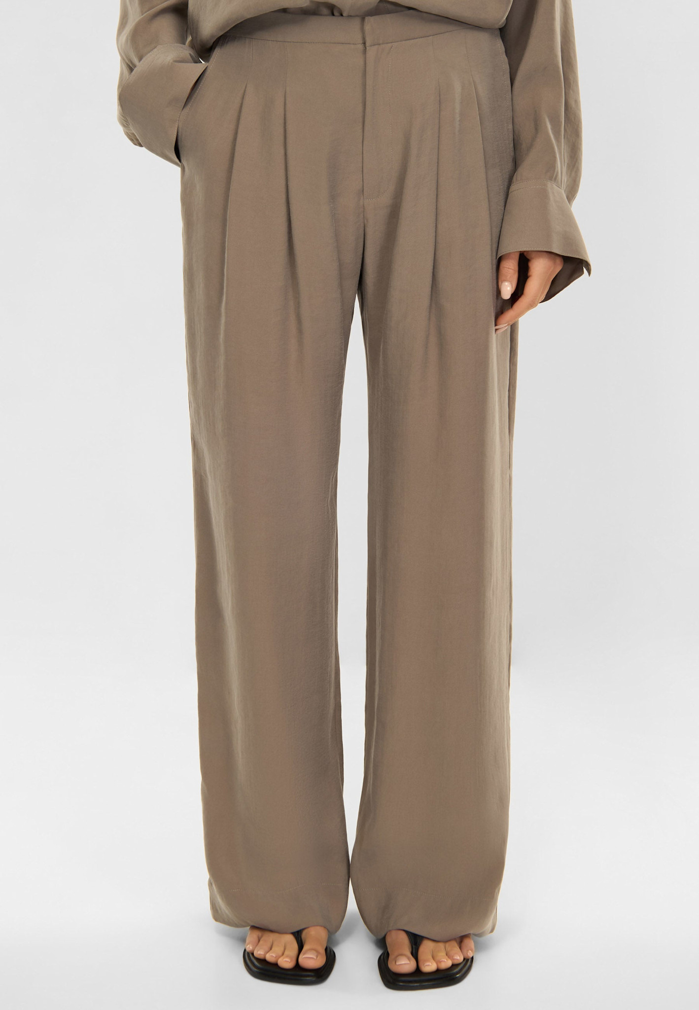 Elvine Elvine, Lana, clay, 36