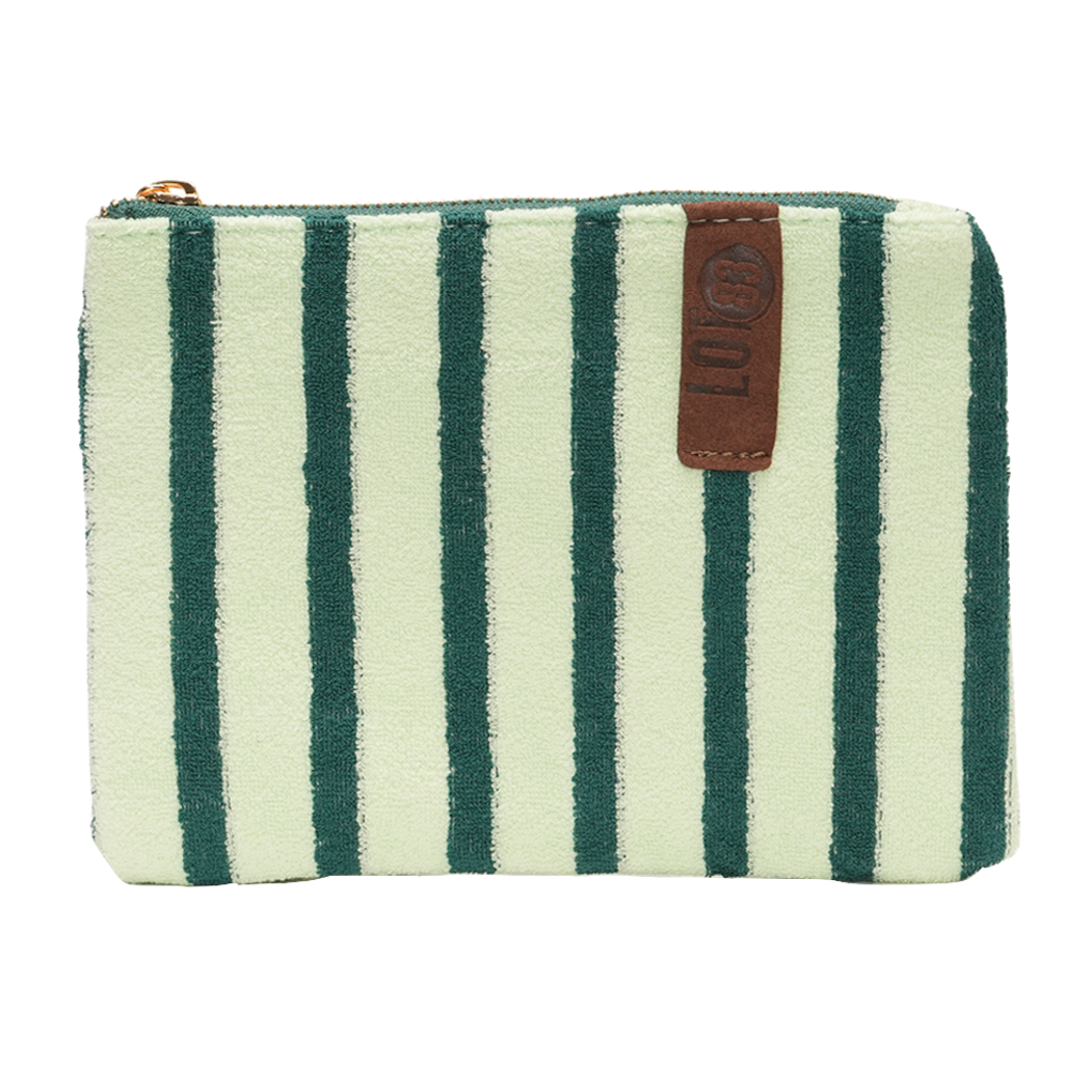 lot83 LOT83, Pia, 21