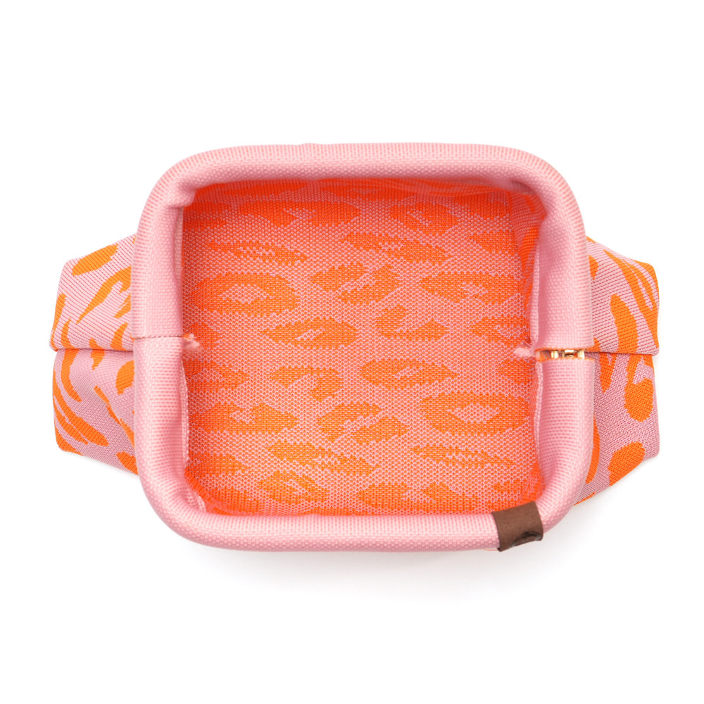 lot83 LOT83, Emma, 44