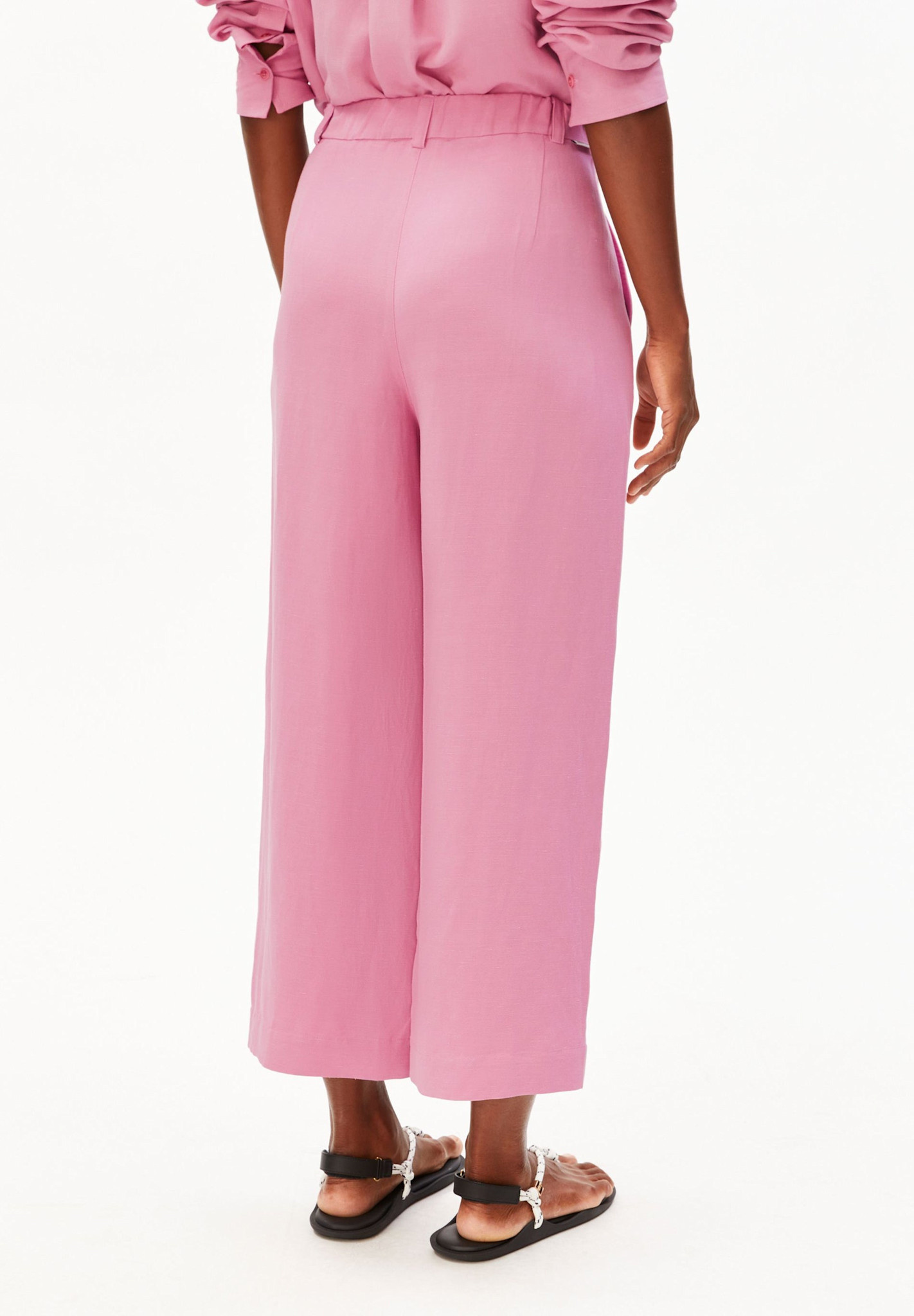 Armedangels Armedangels, Caarunus Lino, washed berry, L