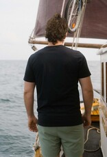 Lakor Lakor, Flipping the Bird, moonless night, S