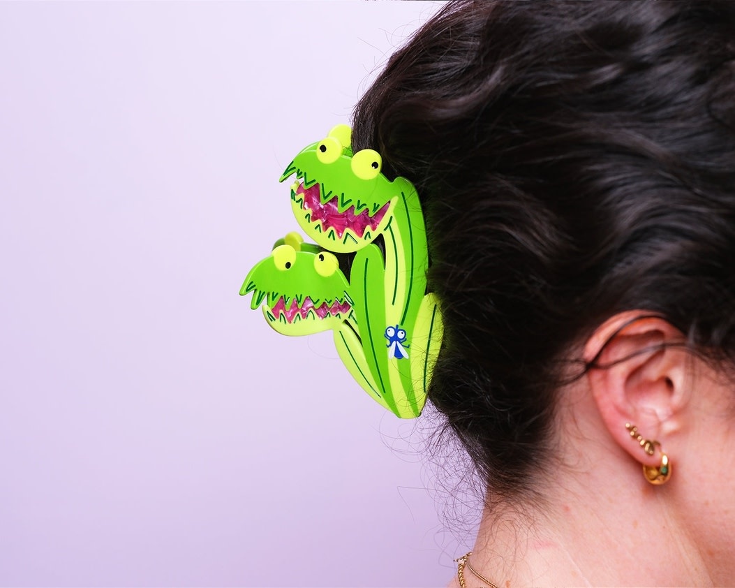 Bea Bellingham Bea Bellingham, Hair Clip, venus fly trap