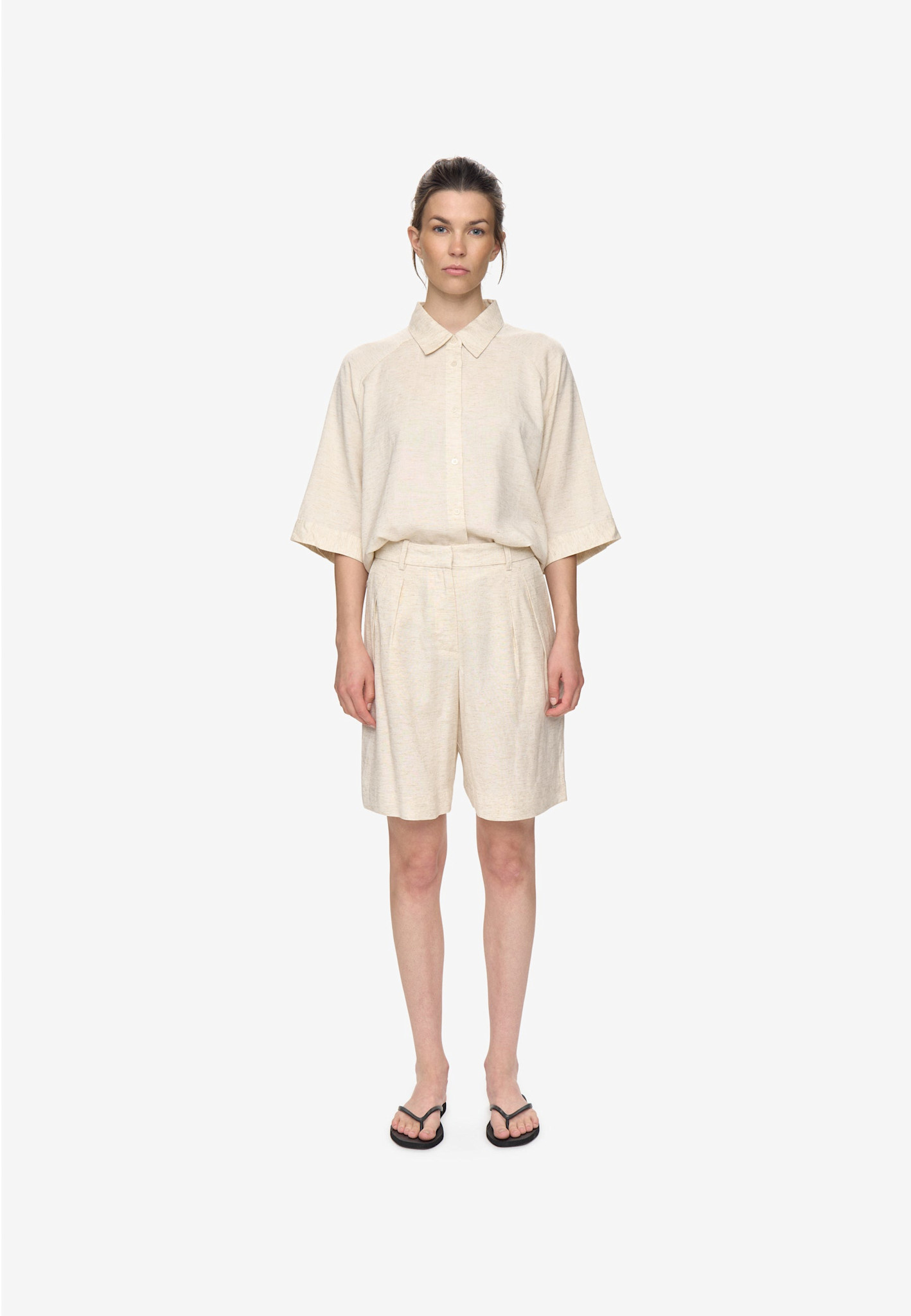 Minimum Minimum, Aerona Shorts, brown rice, L