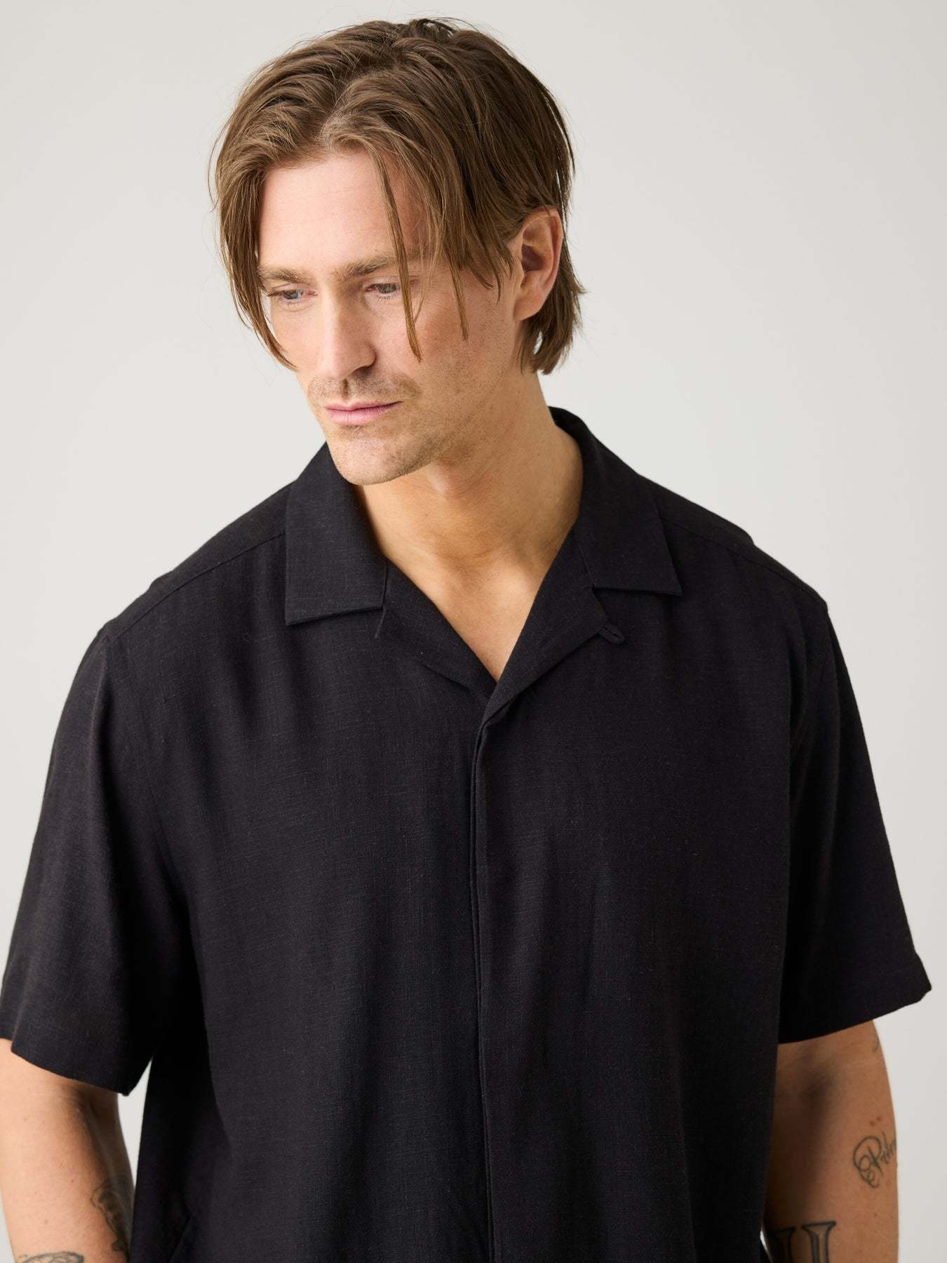 KnowledgeCotton Apparel KnowledgeCotton, Moss Relaxed Linen SS Shirt, black jet, S