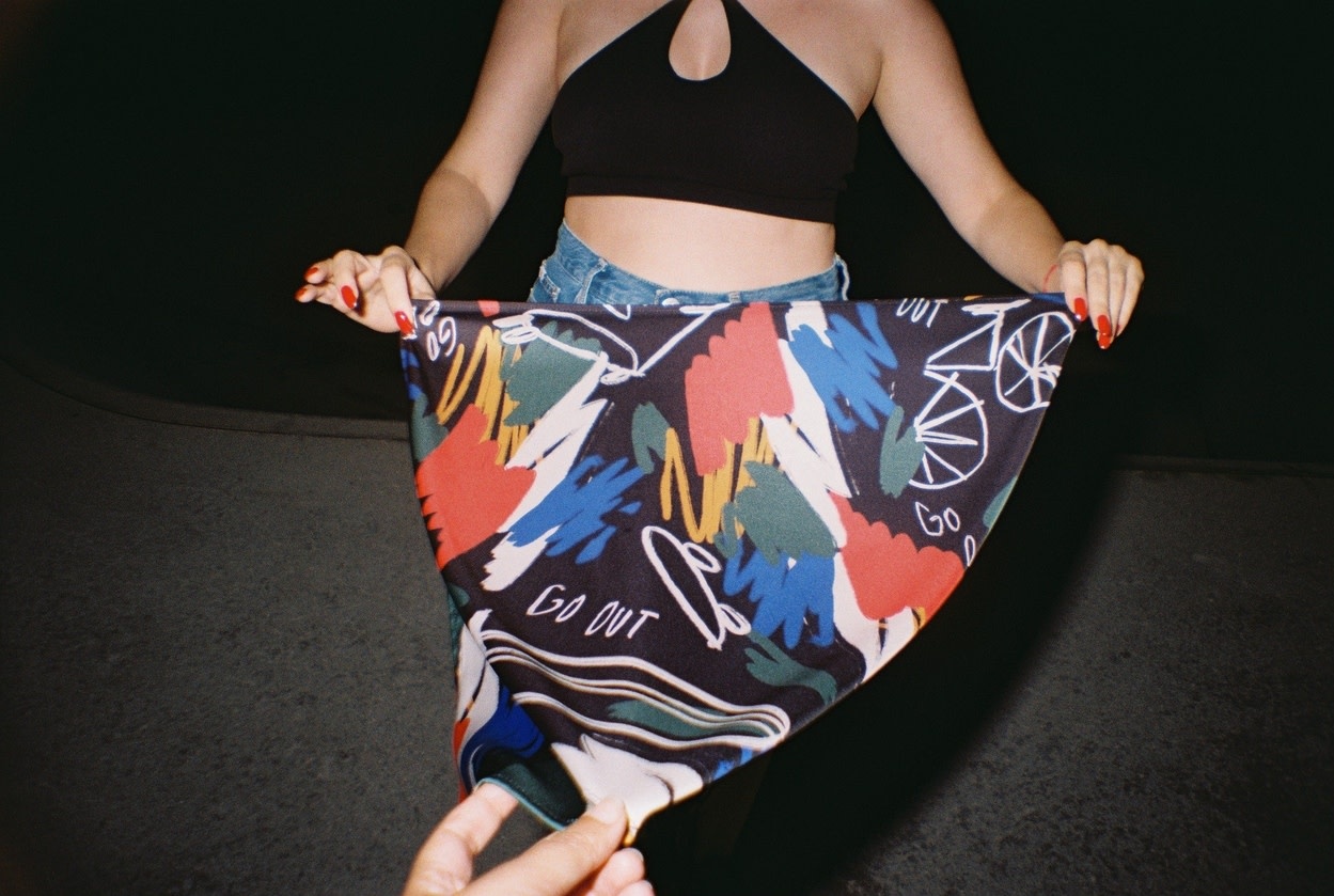 Studio Arde Studio Arde, Bandana, salir
