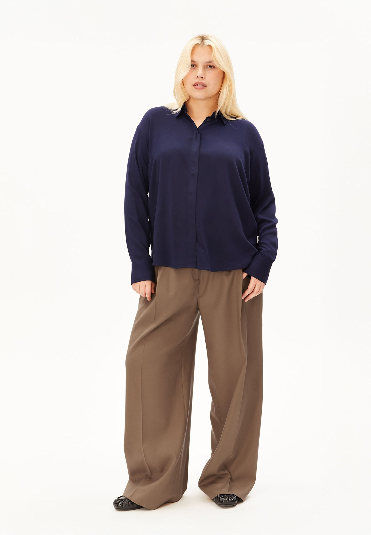Armedangels Armedangels, Larisaana LS, tinted navy, L