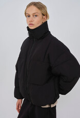 Embassy of Bricks and Logs Embassy of Bricks and Logs, Zonza Puffer, black, L