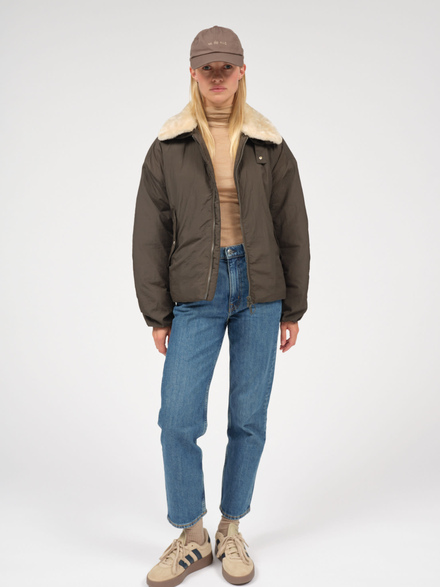 Embassy of Bricks and Logs Embassy of Bricks and Logs, Camden Bomber, black olive, XS