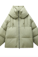 Embassy of Bricks and Logs Embassy of Bricks and Logs, Zonza Puffer, pale olive, L