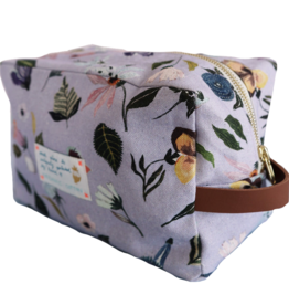 Lili Pepper, Pouch, purple flowers, L