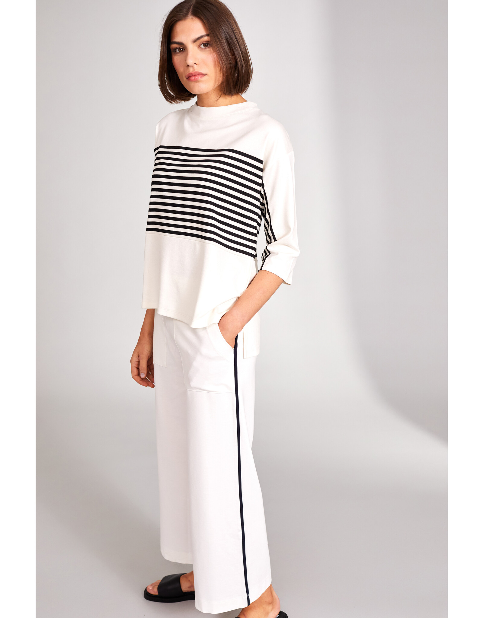 Peruzzi Peruzzi - S24156 - Continuous Stripe Top