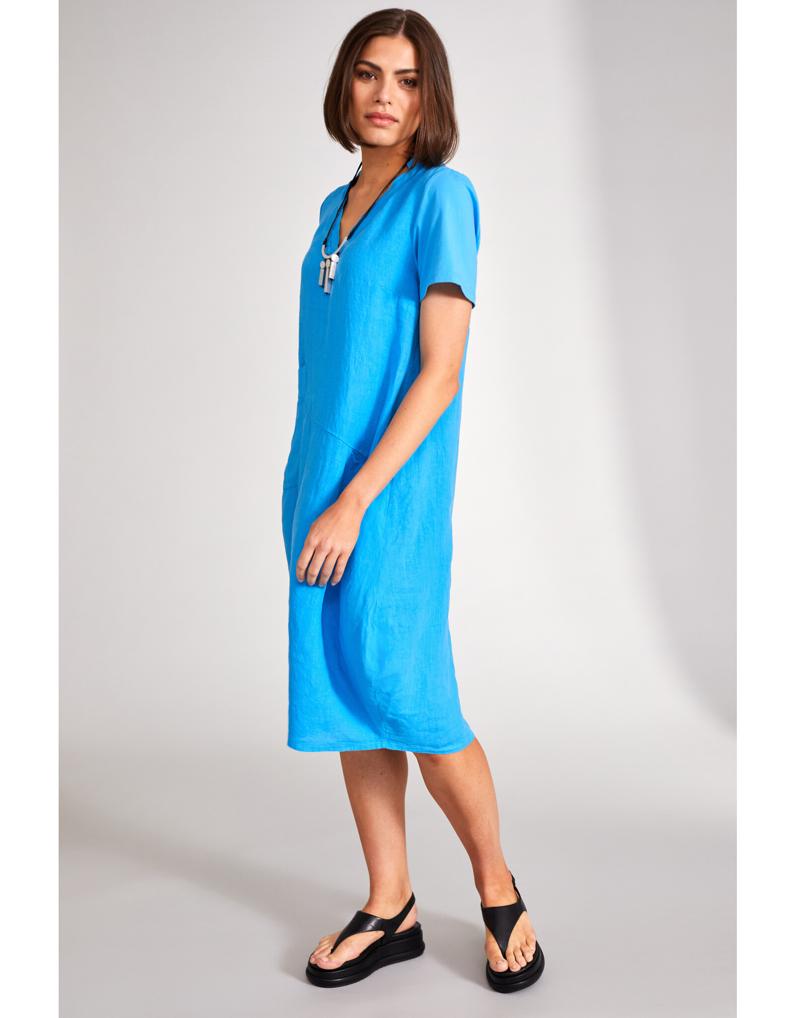 Peruzzi Peruzzi - S24139 - Asymetric Pocket Dress