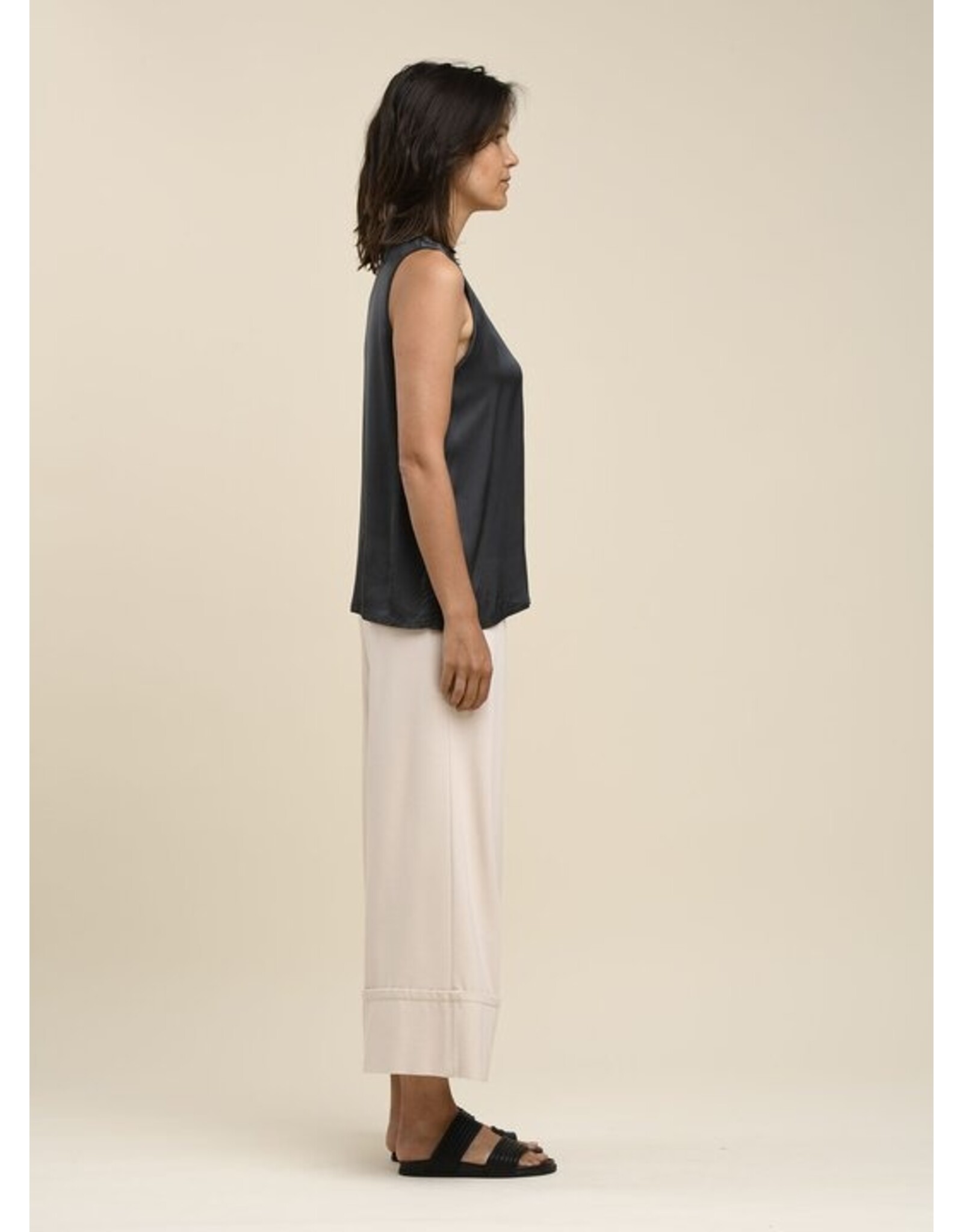 Humility Humility - TASSILO - Silk Touch Tank Top