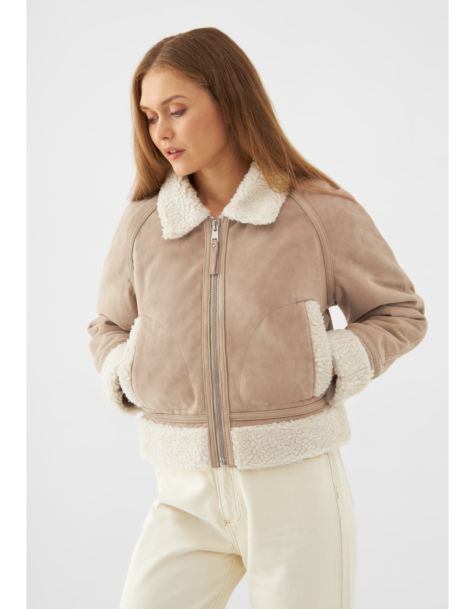 WAFP018023 Bolangaro Cropped Shearling Jacket Escape Boutique
