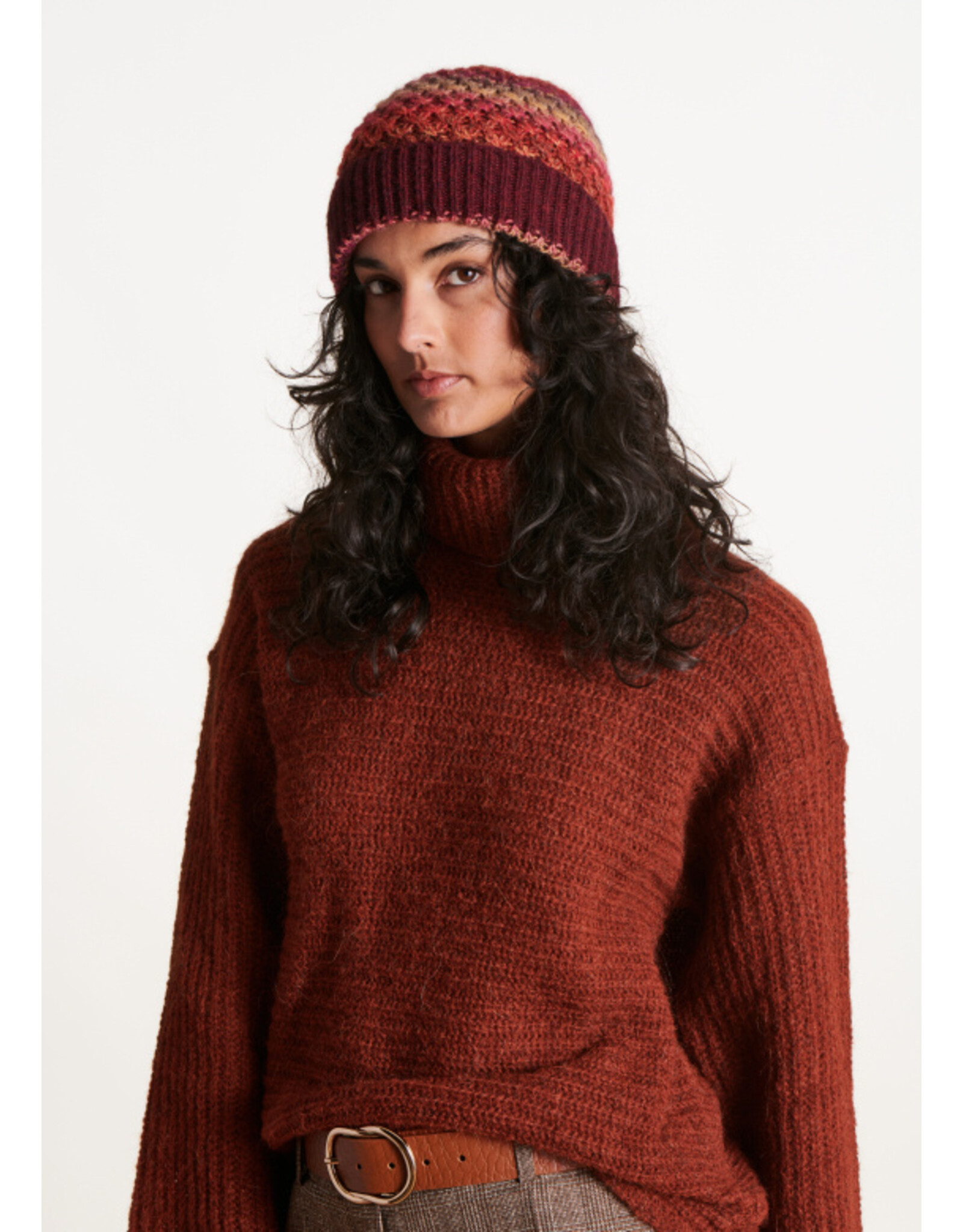 La Fee Maraboutee EKLESI  - Hat