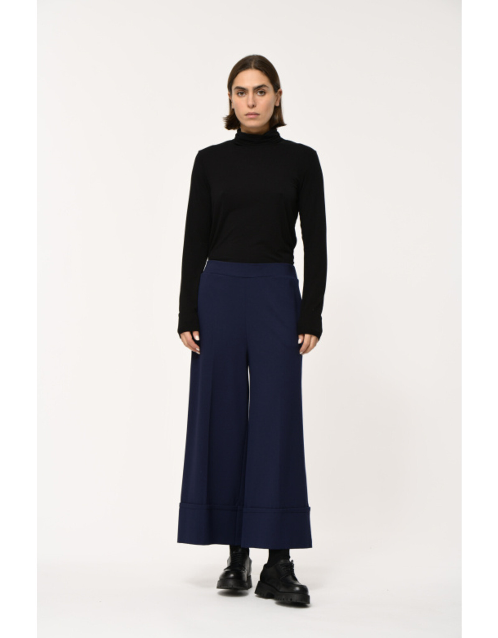 Humility SOPHIO - Trousers