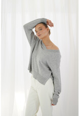 Twins Twns - Boulder - V Neck Pullover