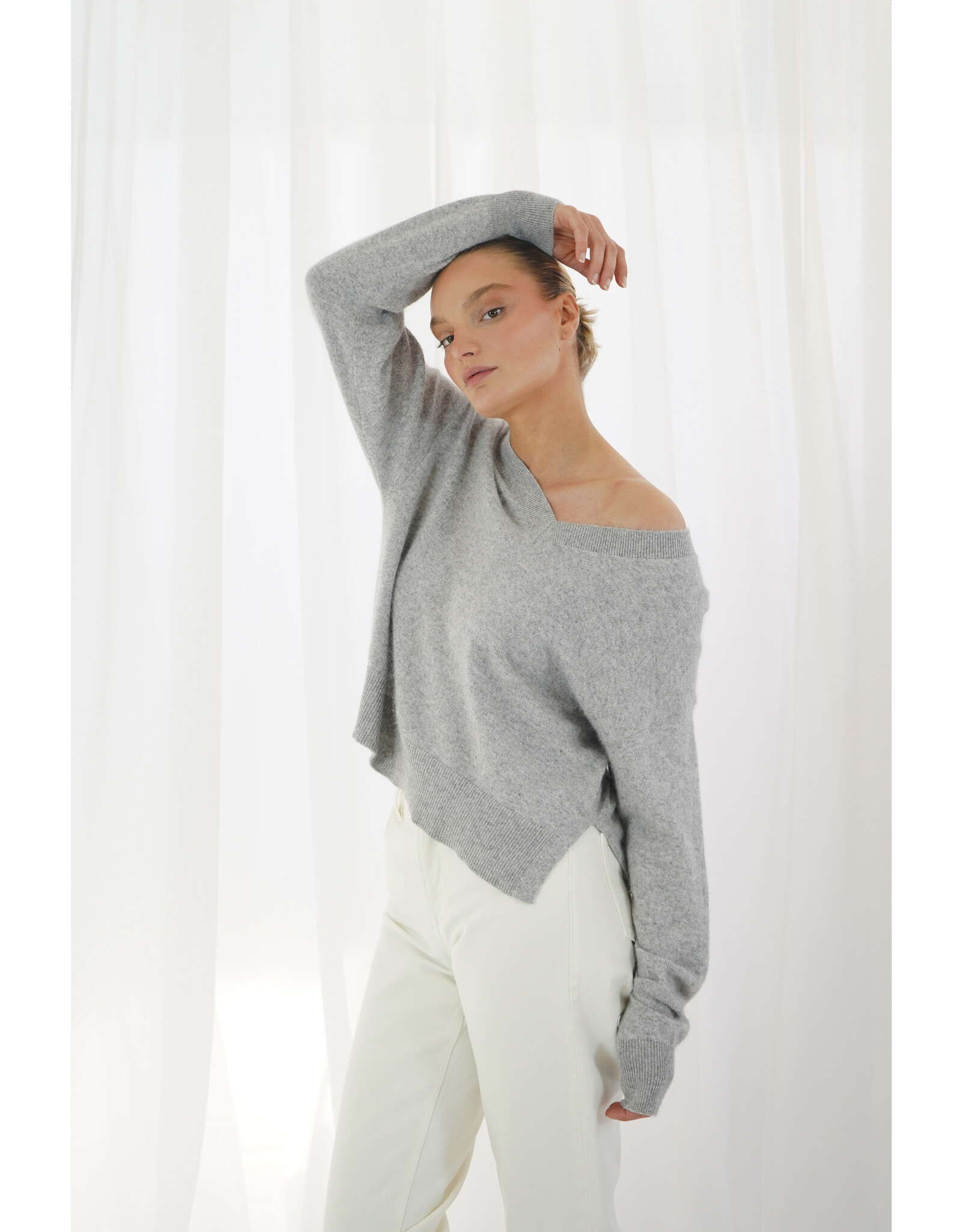Twins Twns - Boulder - V Neck Pullover