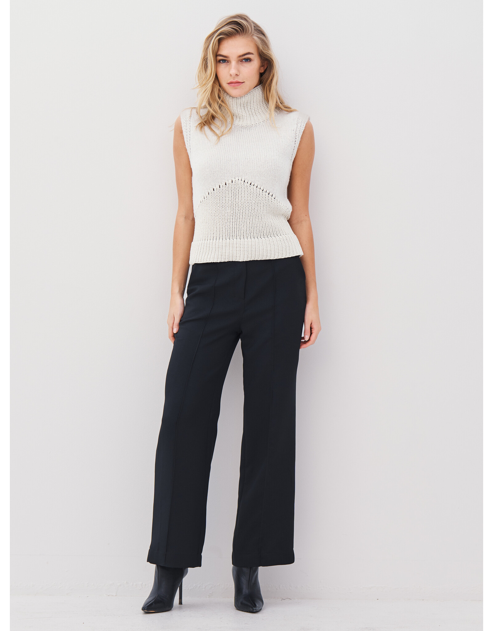Nu Denmark 8522-33 - Nu Denmark - Alexa top Knit