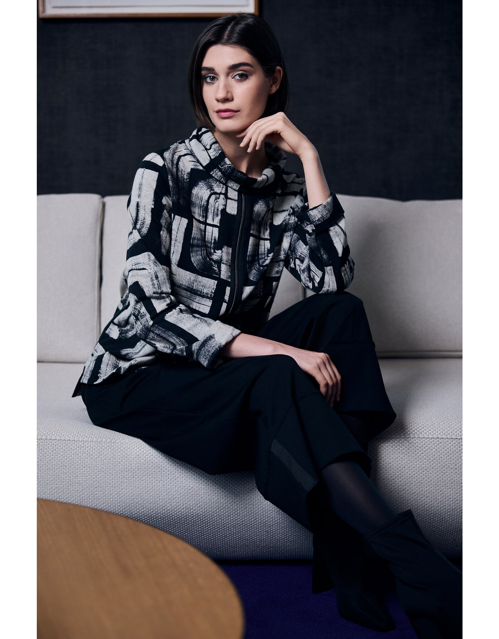 Peruzzi Centre Zip Top