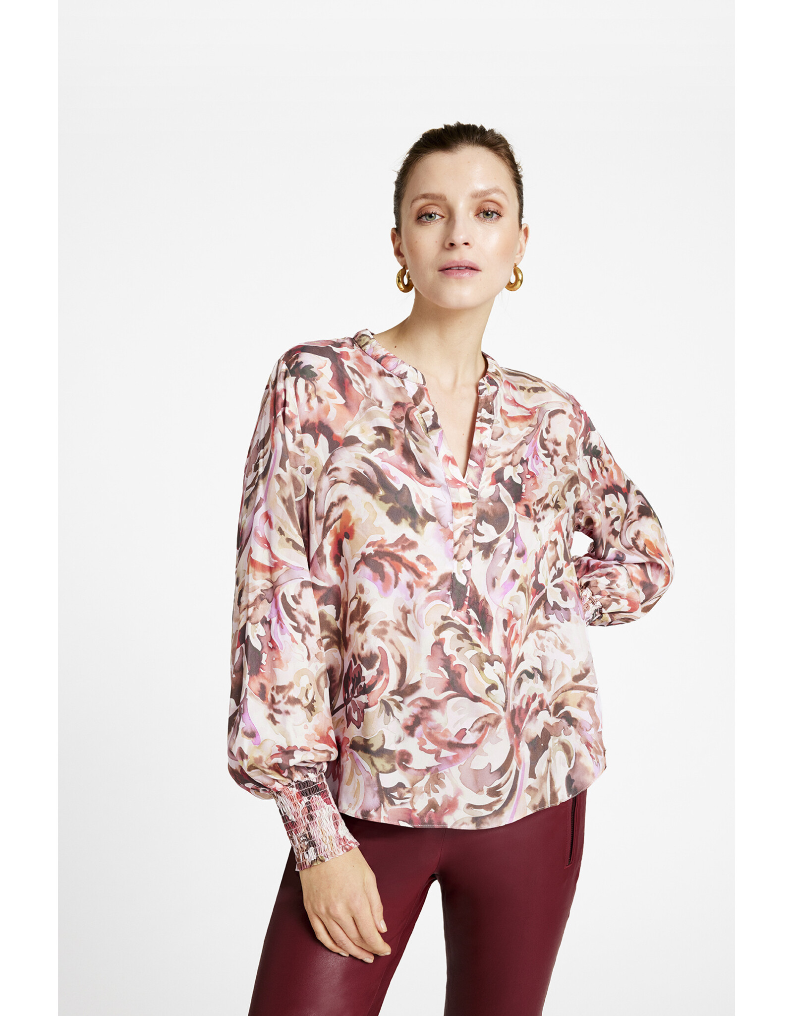 Gustav Denmark Cana , Blouse