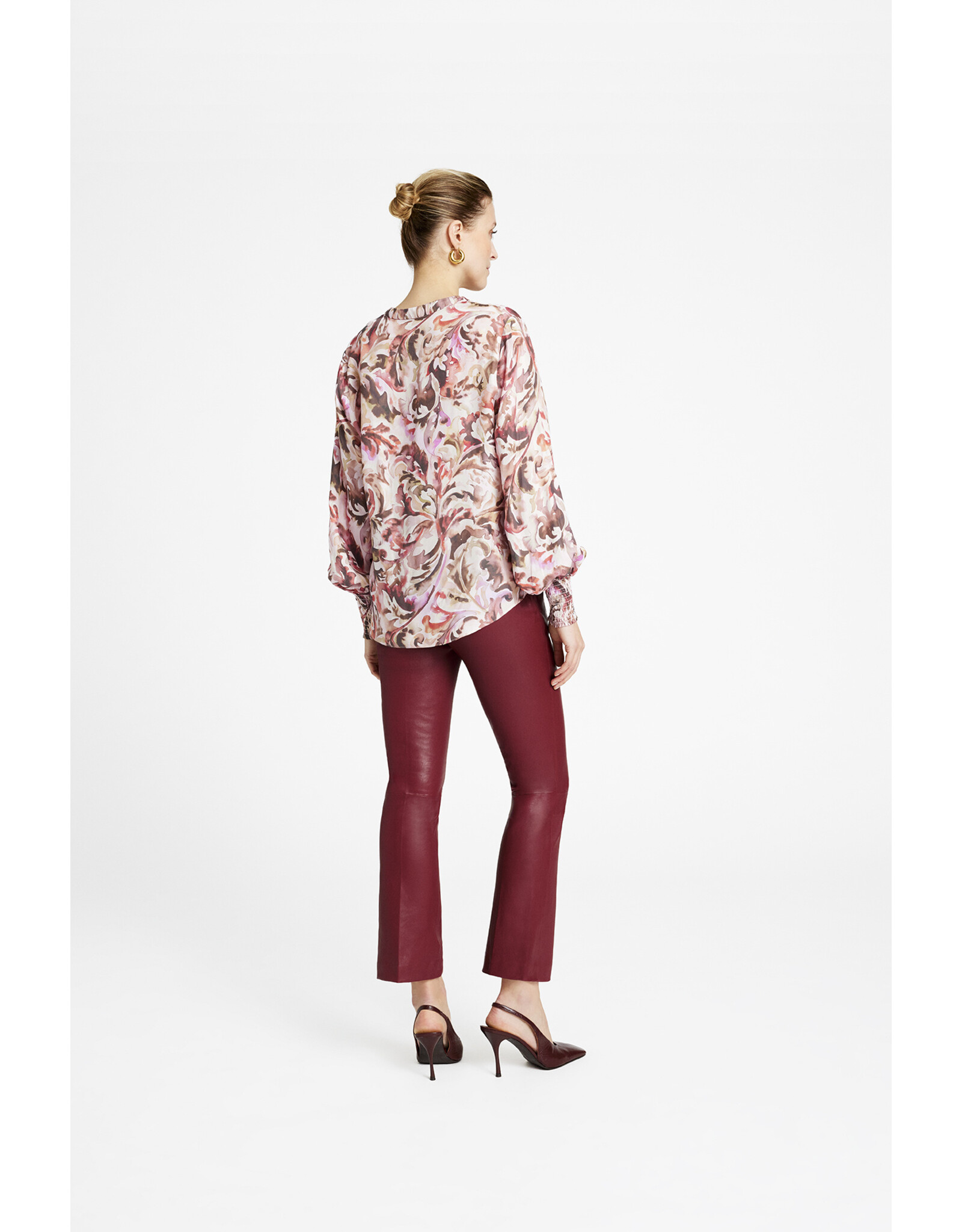 Gustav Denmark Cana , Blouse