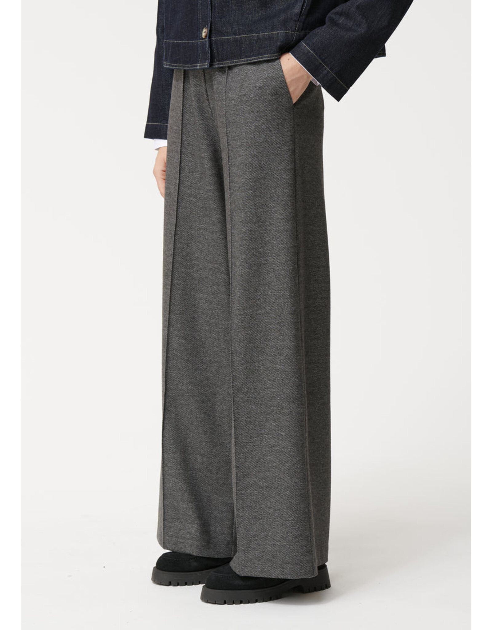 Humility Bloomi - Trousers