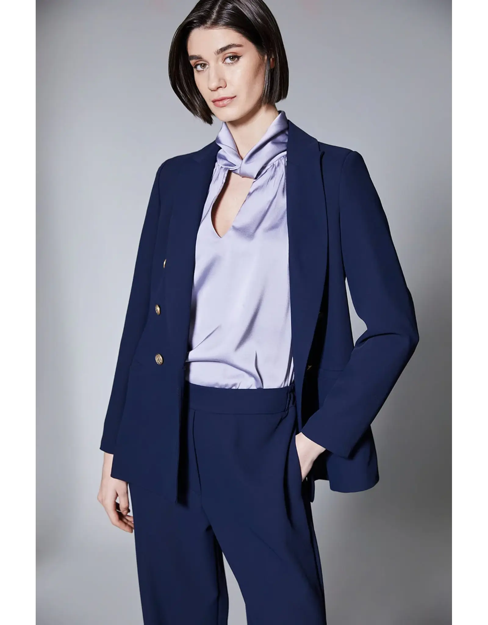 Peruzzi Twist Neck Top