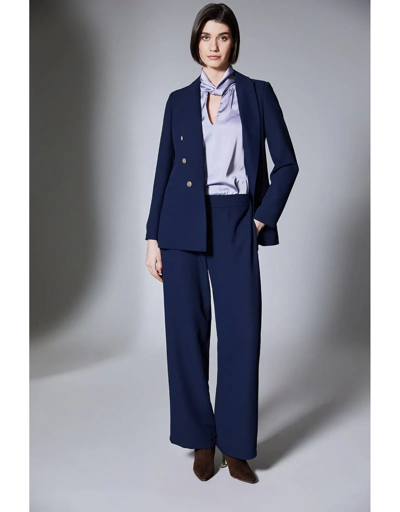 Peruzzi Twist Neck Top