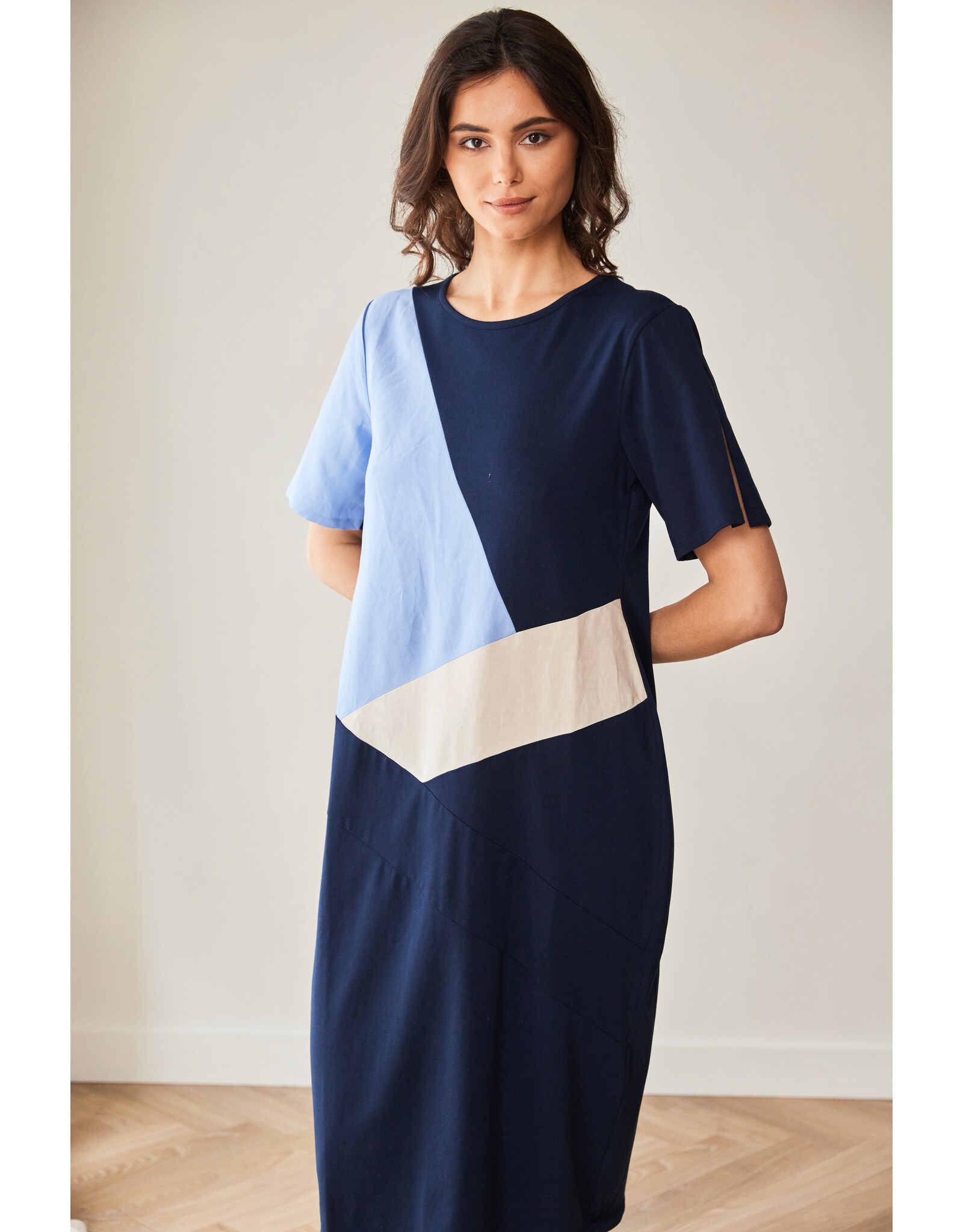 Peruzzi Peruzzi - S26119  - 3 TONE LINEN DRESS