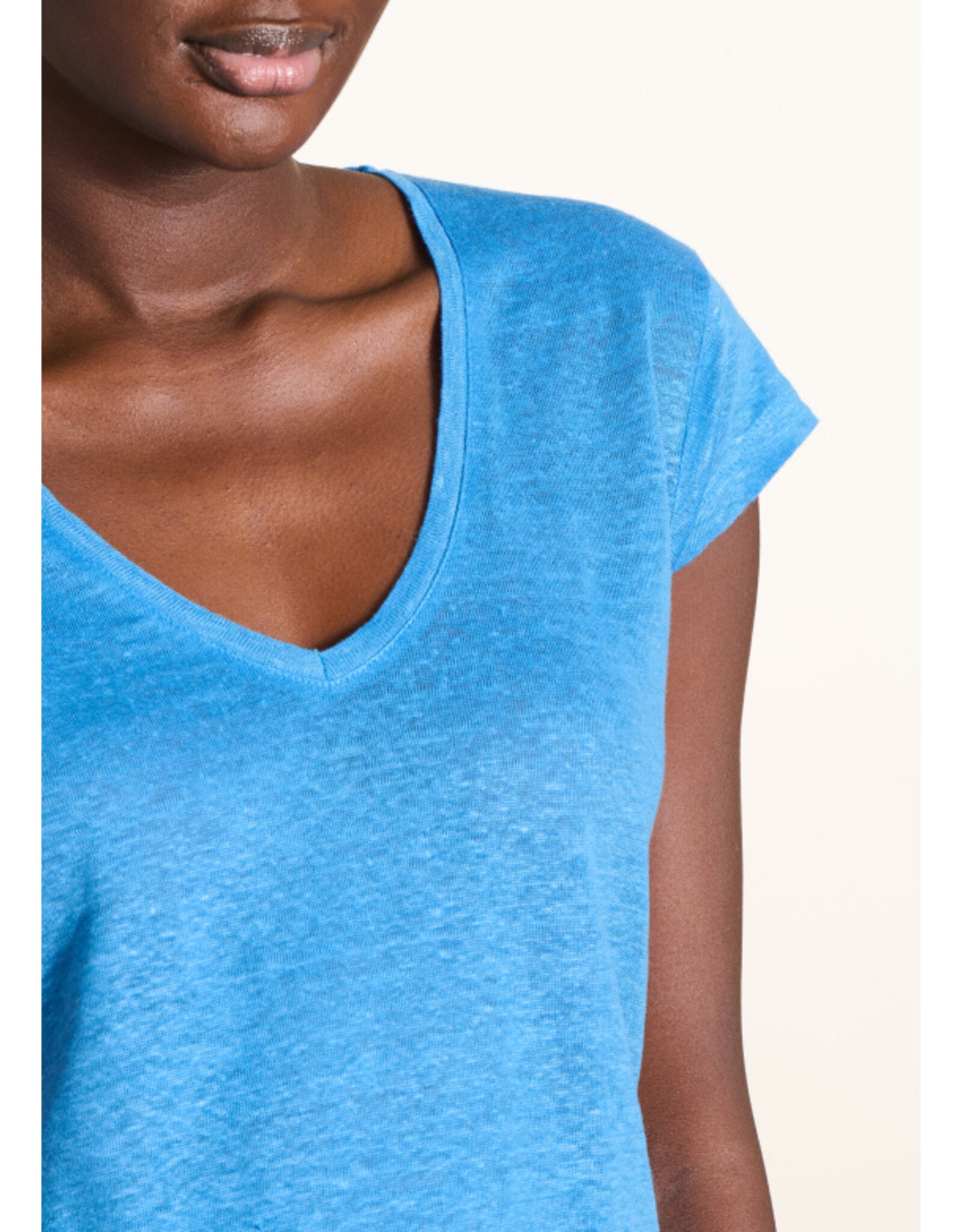 La Fee Maraboutee DAVIA - Top