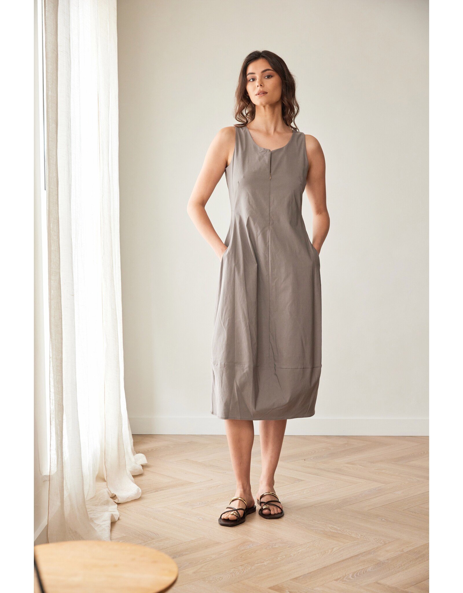 Peruzzi Tech Sleeveless Dress