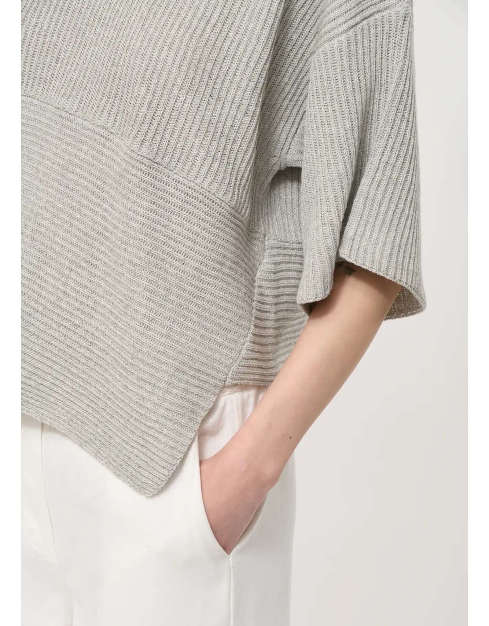 Humility LAKANA - Sweater