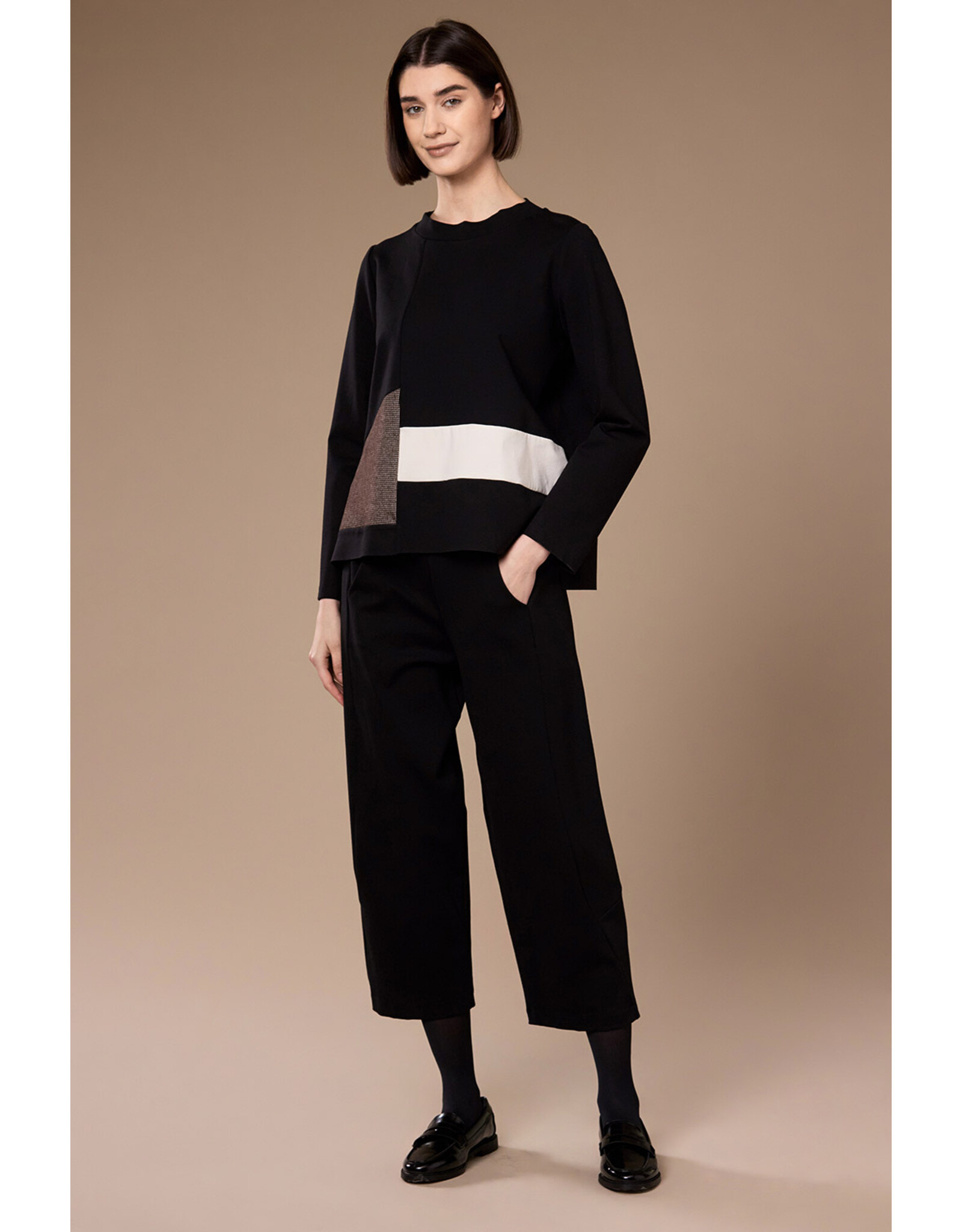 Peruzzi Applique Top