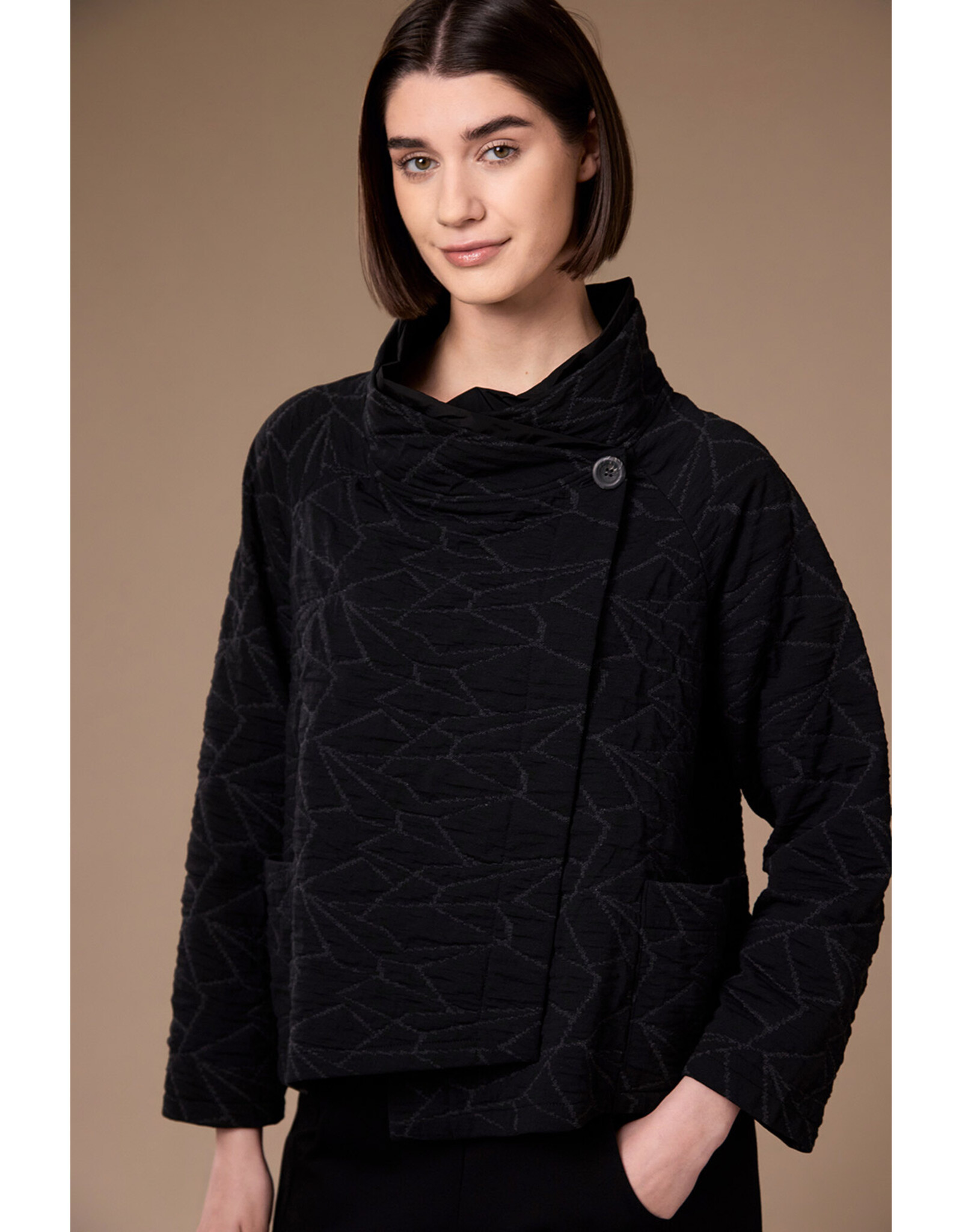 Peruzzi Textured Cross Over Jacket