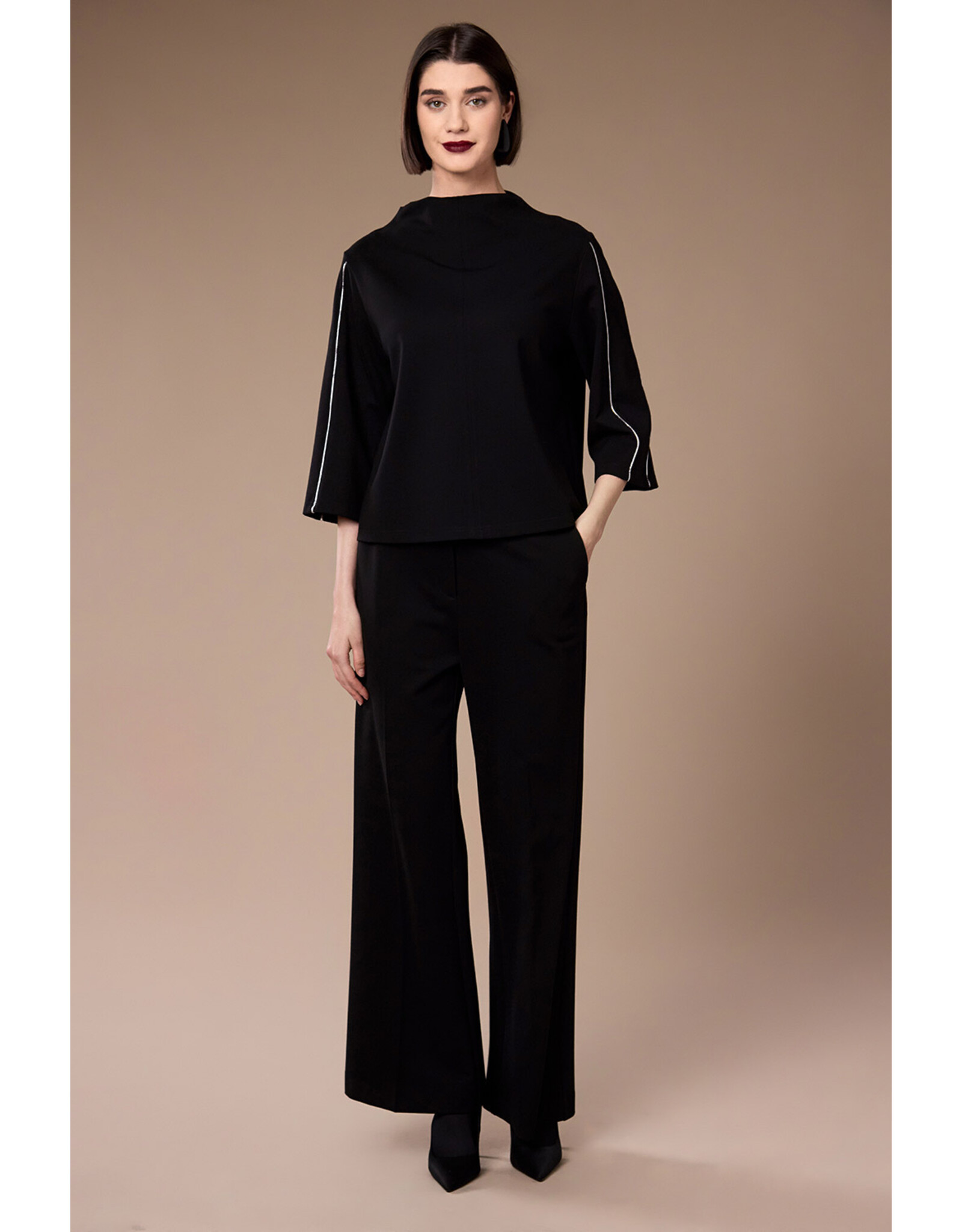 Peruzzi Funnel Neck Seam Top