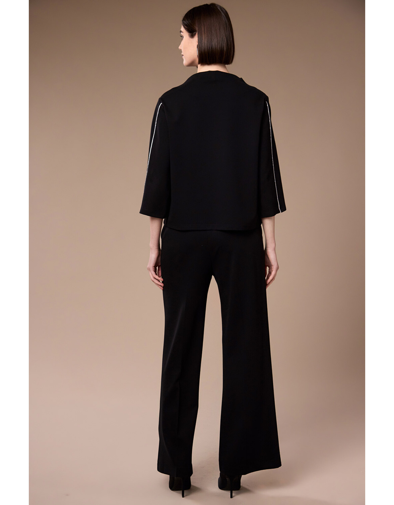 Peruzzi Funnel Neck Seam Top