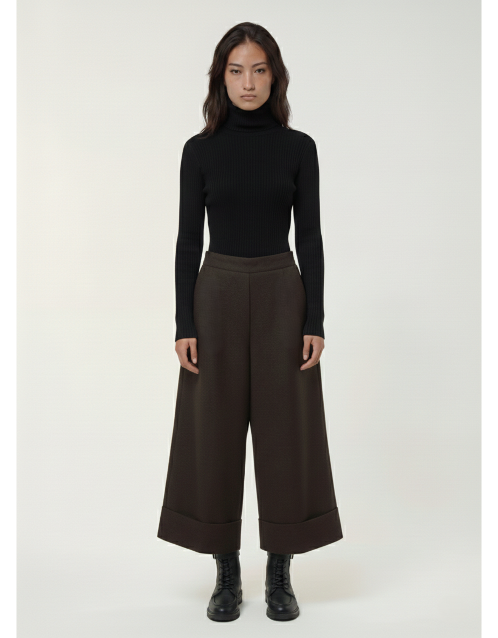Humility SOPHIO-F -Crop Pants