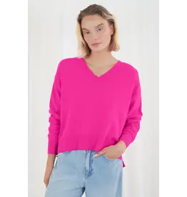 Twins Boulder - V Neck Pullover