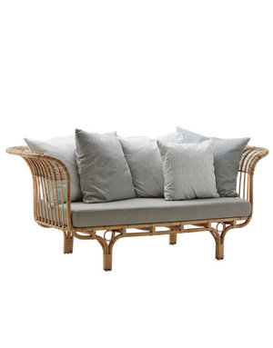 Icons Belladonna sofa by Franco Albini. Skin-on Natural.