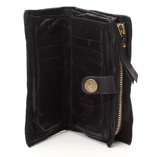 Campomaggi Wallet. Genuine Leather w Bella Di Notte Studs. Black.